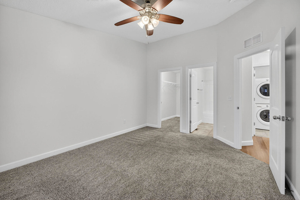 220 E 37th Street - Photo 21