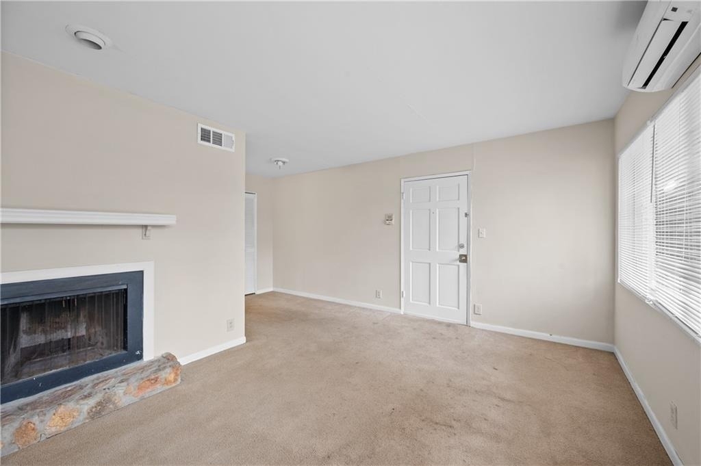 11 Peachtree Hills Avenue Ne - Photo 3