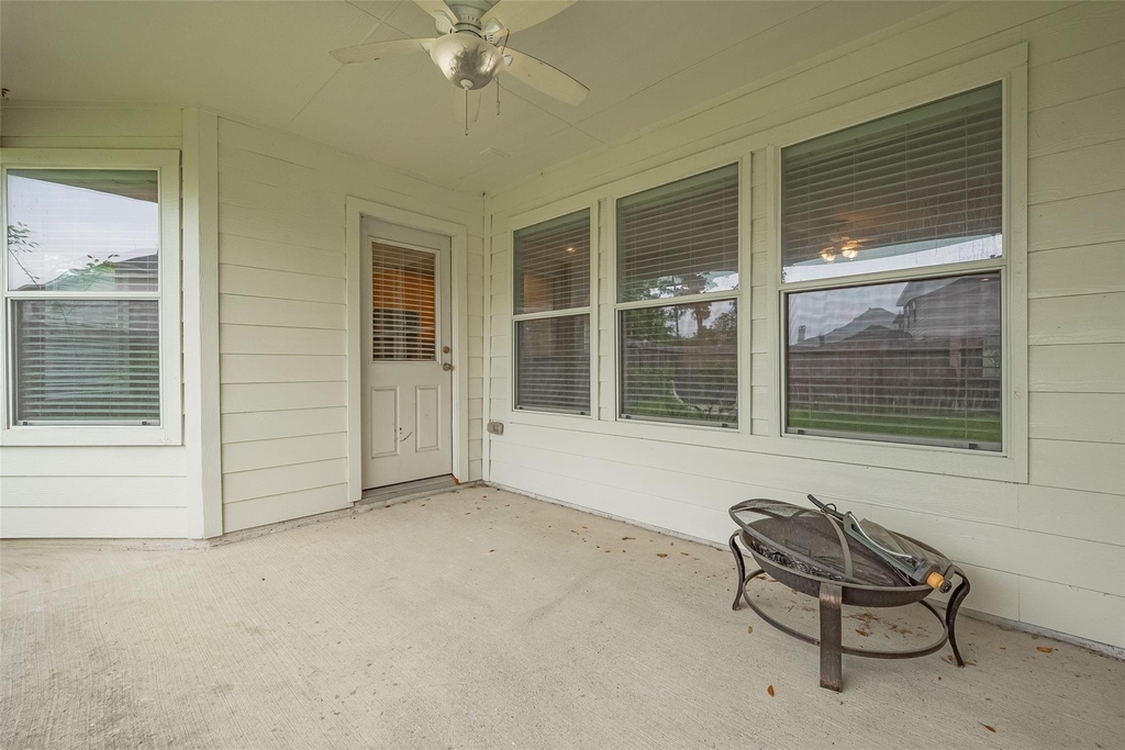 1007 Casting Springs Way - Photo 38