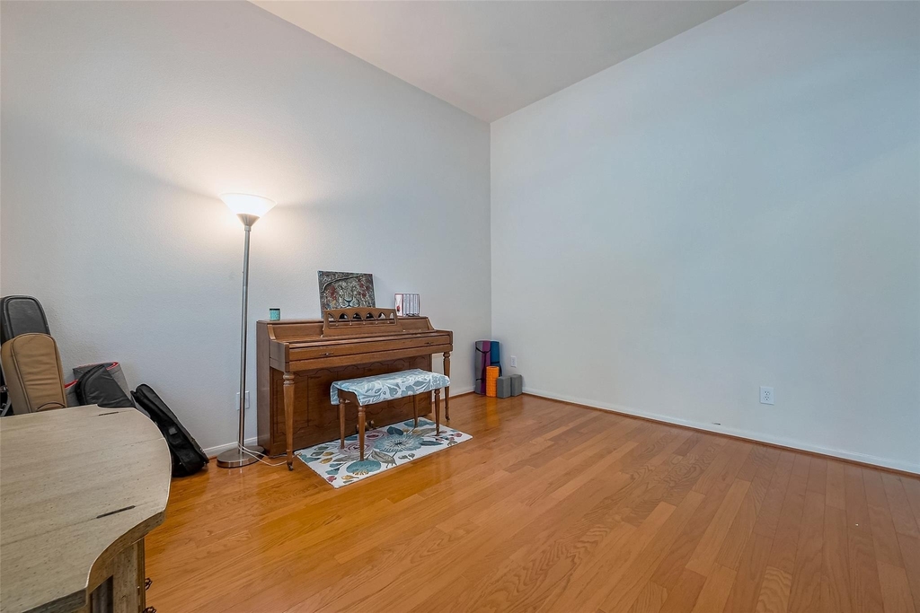 1007 Casting Springs Way - Photo 10