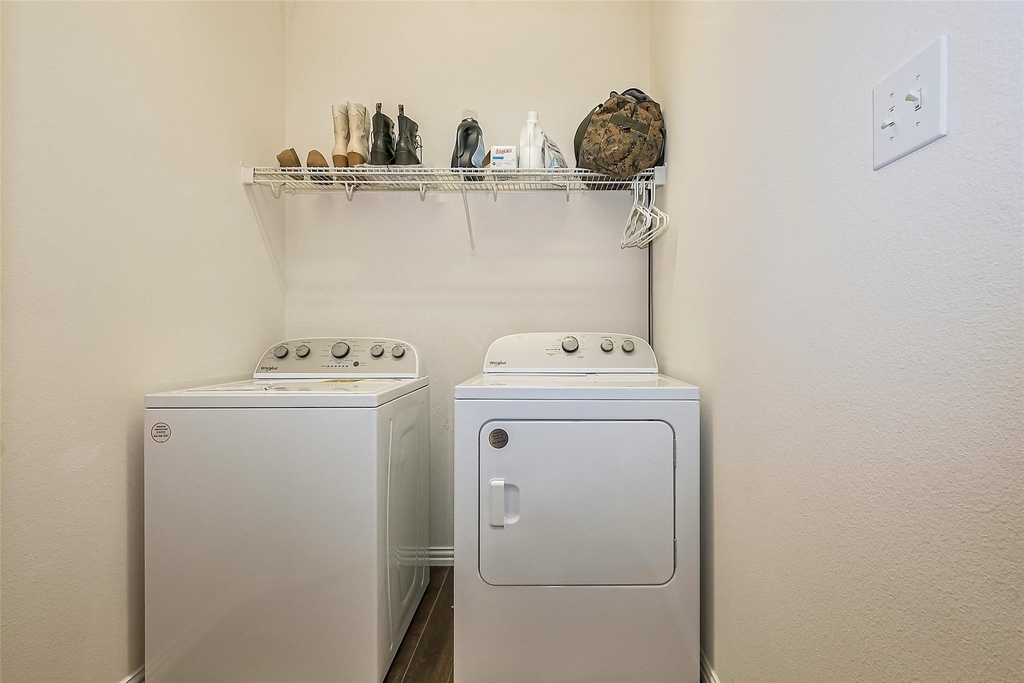 1007 Casting Springs Way - Photo 25