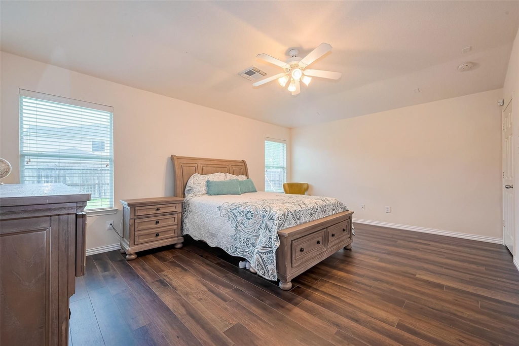 1007 Casting Springs Way - Photo 30