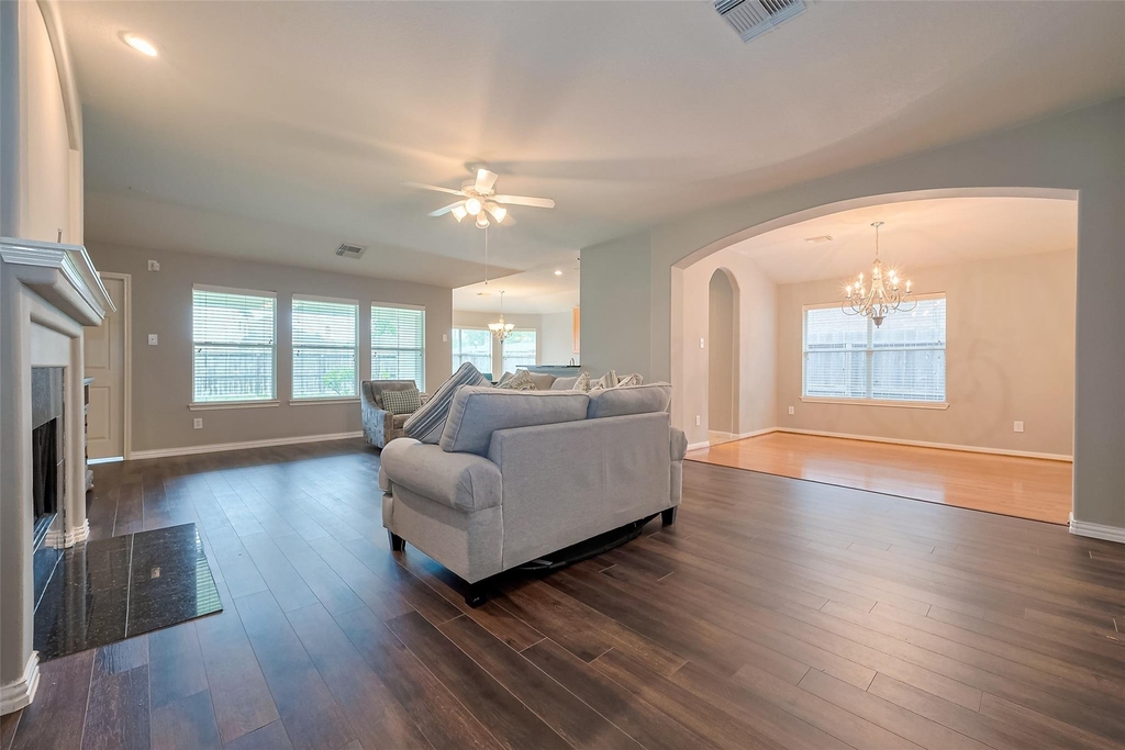 1007 Casting Springs Way - Photo 11