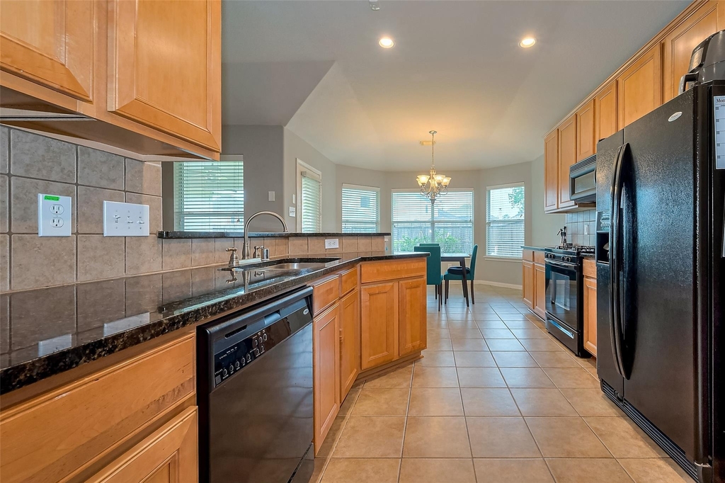 1007 Casting Springs Way - Photo 4