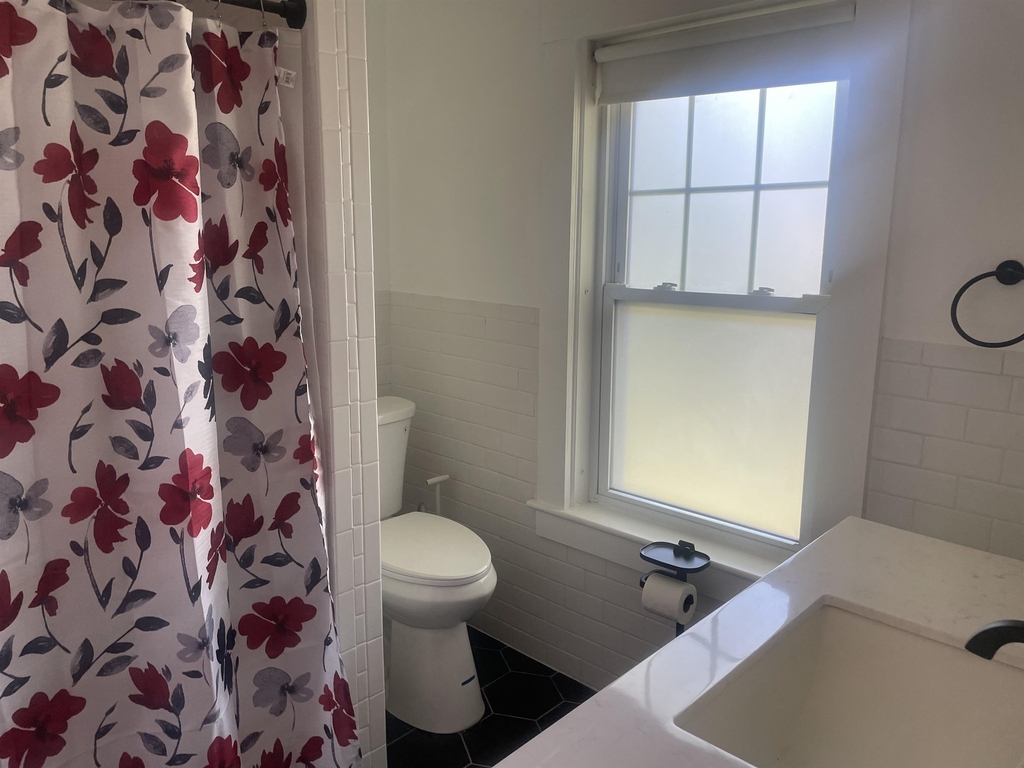30 Baker - Photo 6