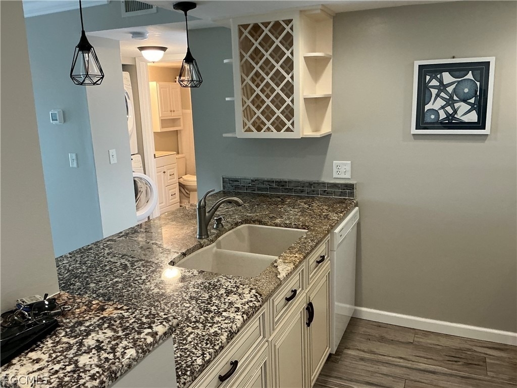 2885 Palm Beach Boulevard - Photo 40