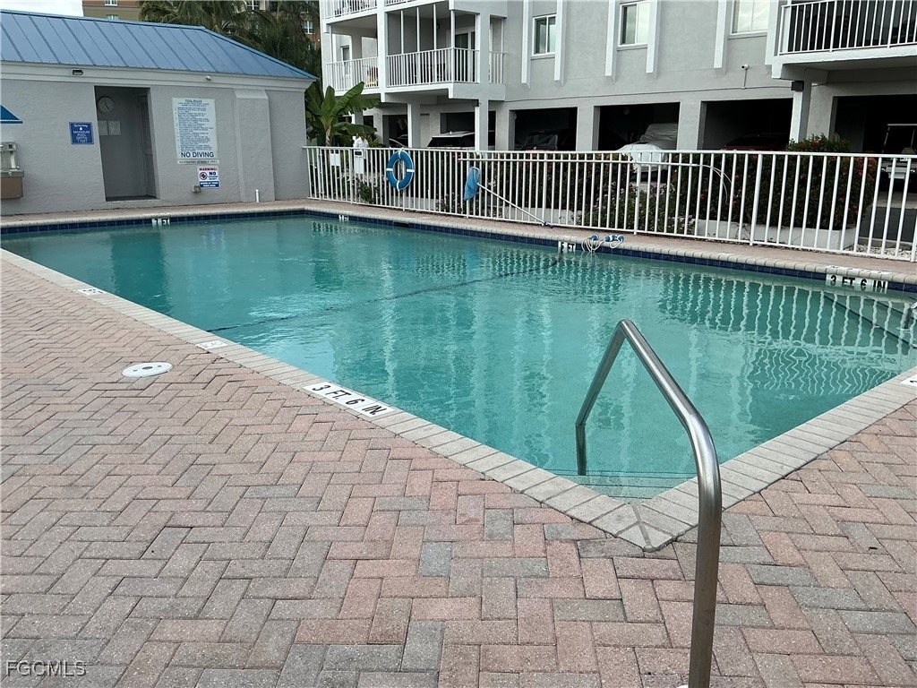 2885 Palm Beach Boulevard - Photo 5