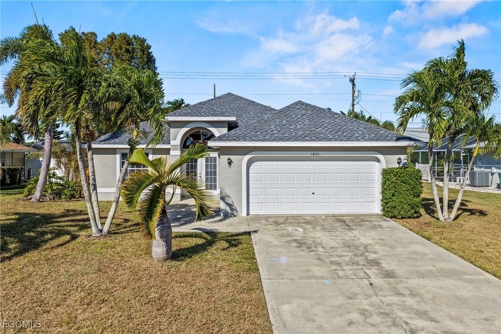 1831 Se Van Loon Terrace - Photo 0