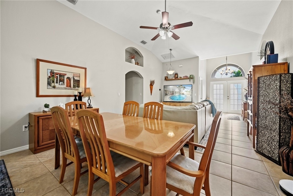 1831 Se Van Loon Terrace - Photo 7