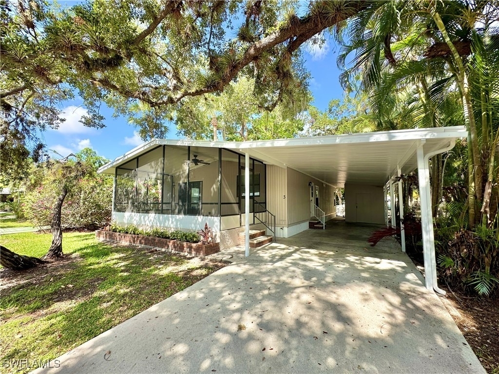 1252 Henderson Creek Drive - Photo 0