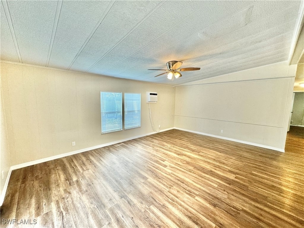 1252 Henderson Creek Drive - Photo 5