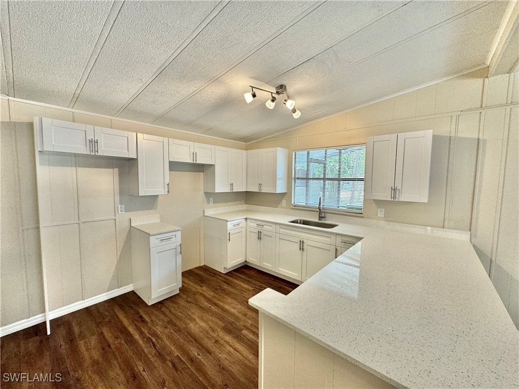 1252 Henderson Creek Drive - Photo 7