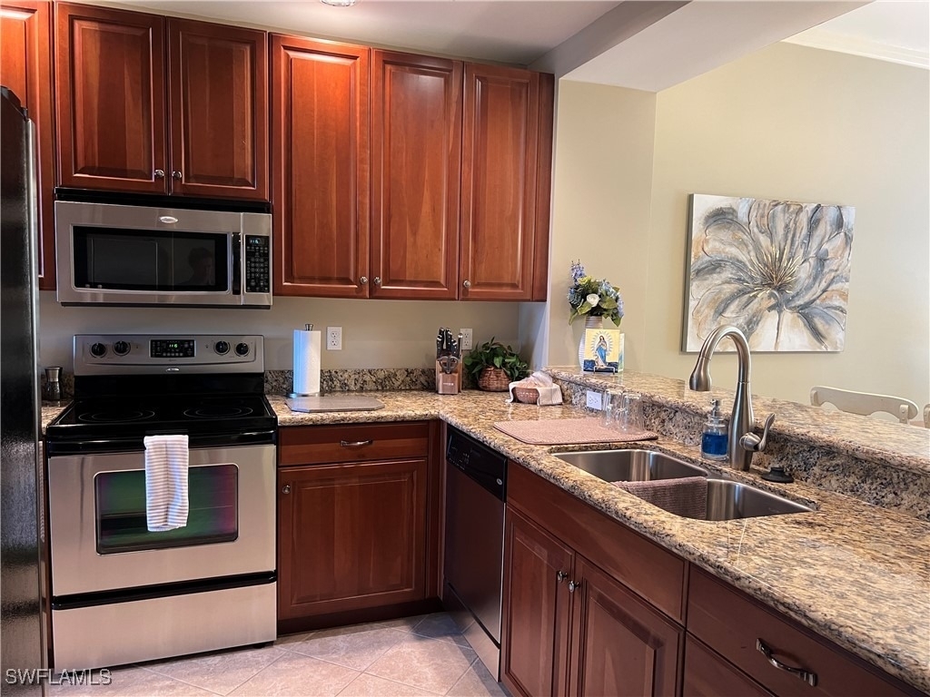 5068 Annunciation Circle - Photo 6