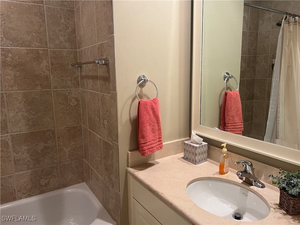 5068 Annunciation Circle - Photo 11