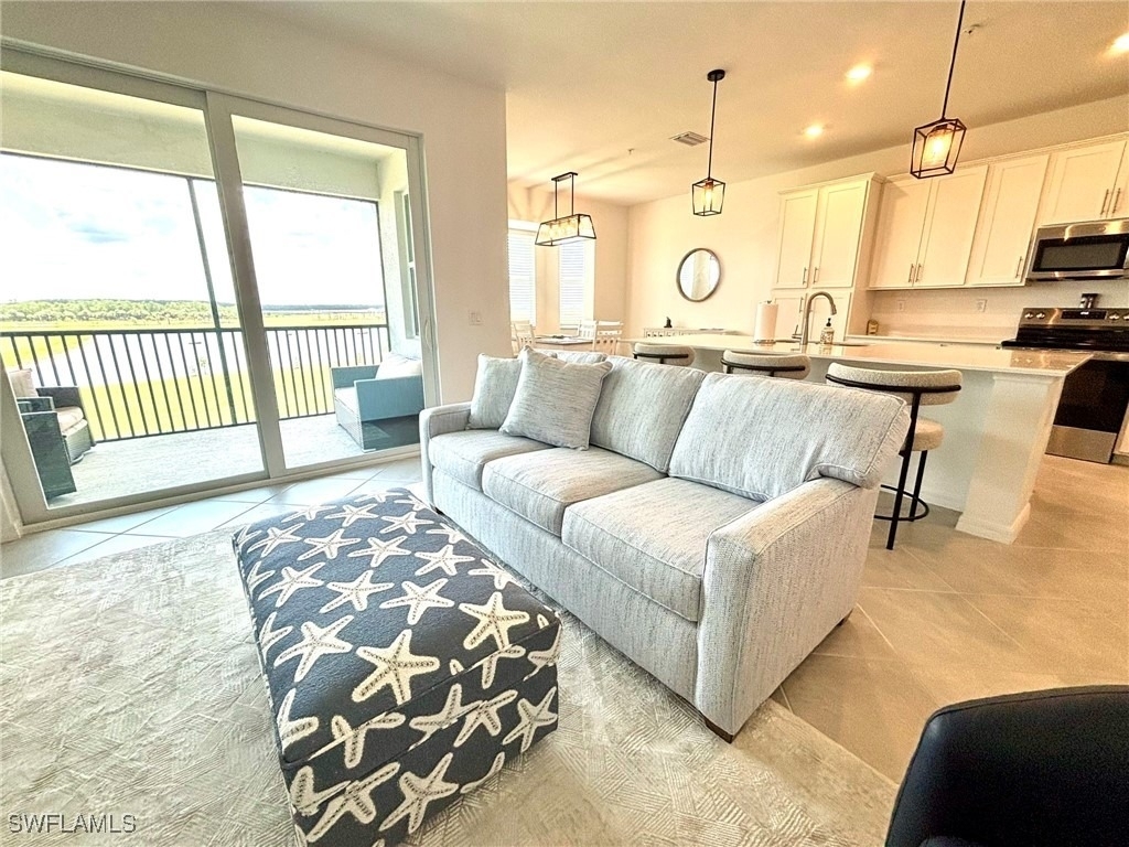 15275 Green Acres Avenue - Photo 3