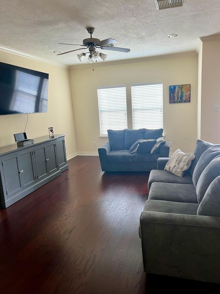 7143 Laguna Villas - Photo 1