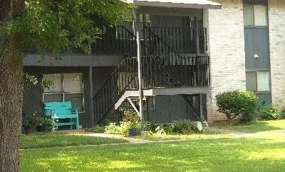 511 Merrill St - Photo 3