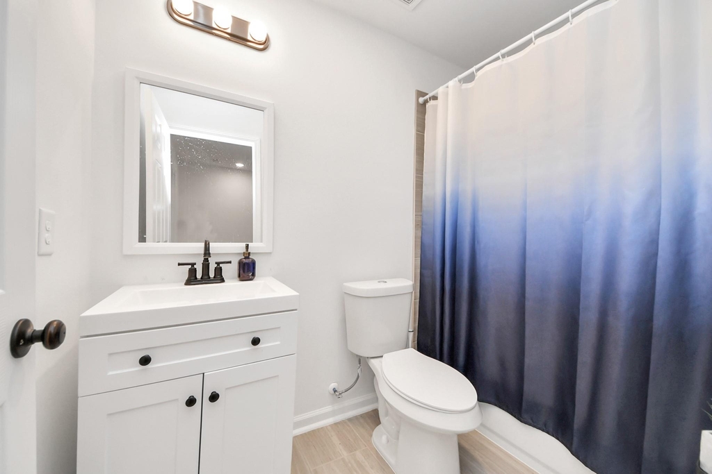 4613 Ireland Street - Photo 32