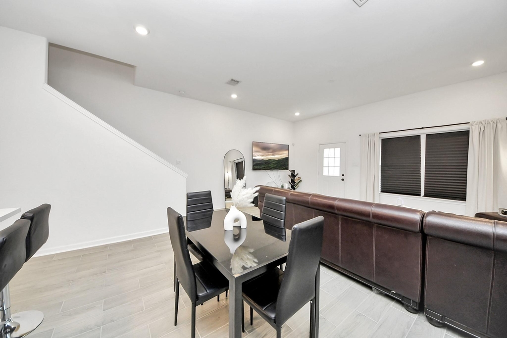 4613 Ireland Street - Photo 17