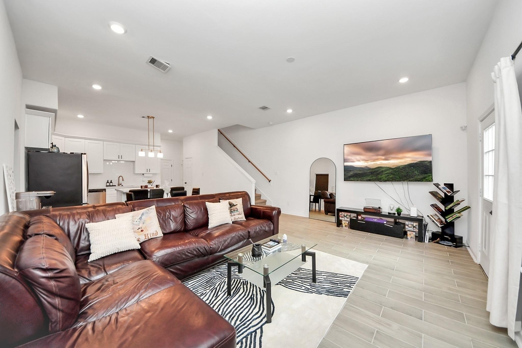 4613 Ireland Street - Photo 20