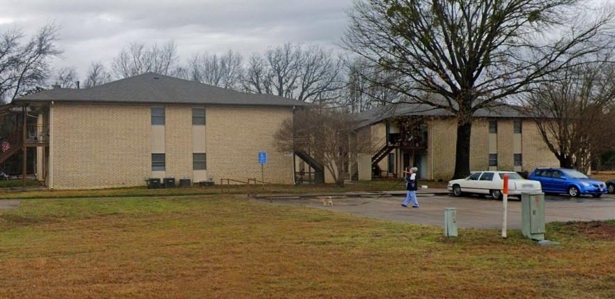 307 Us Hwy 175 - Photo 2