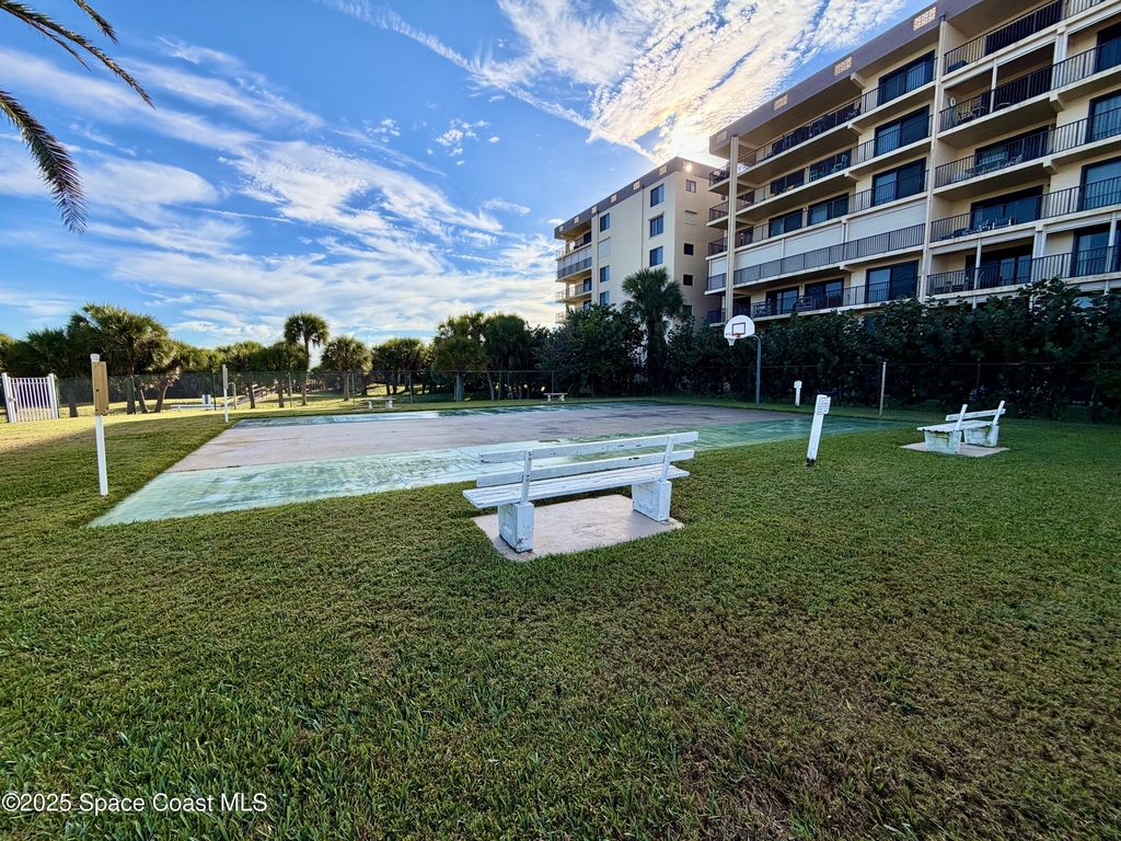 3190 N Atlantic Avenue - Photo 28