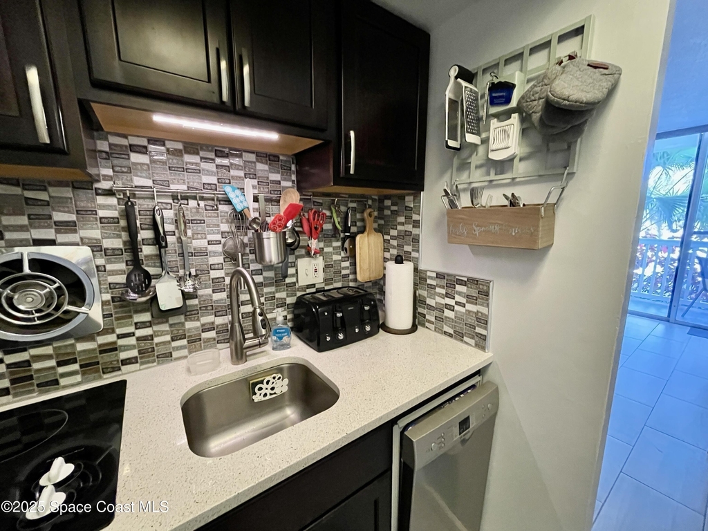 3190 N Atlantic Avenue - Photo 9