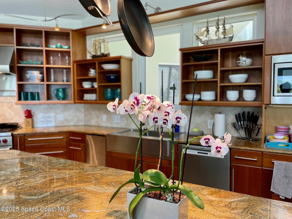 3585 S Atlantic Avenue - Photo 13