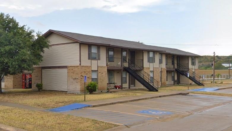 101 Deerwood Drive - Photo 2