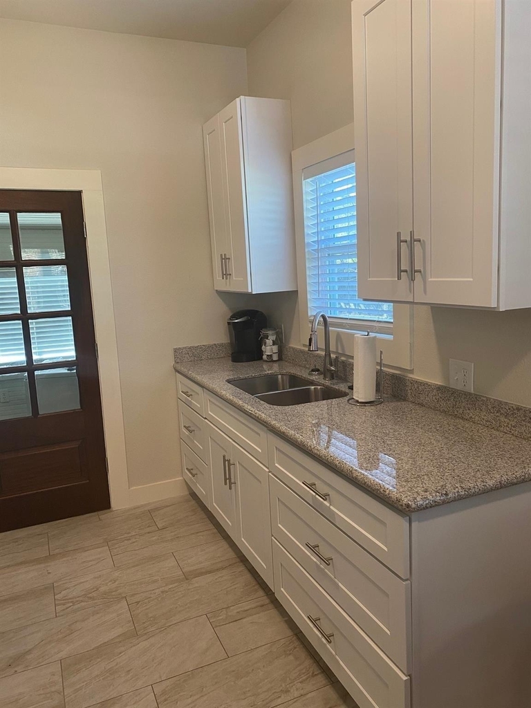 2708 Winbern Street - Photo 4