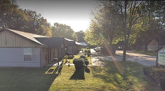 5632 Highway 182 - Photo 3