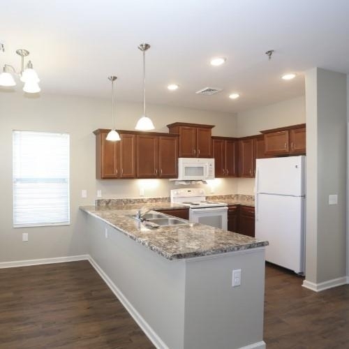 620 S Oakland Ave - Photo 3