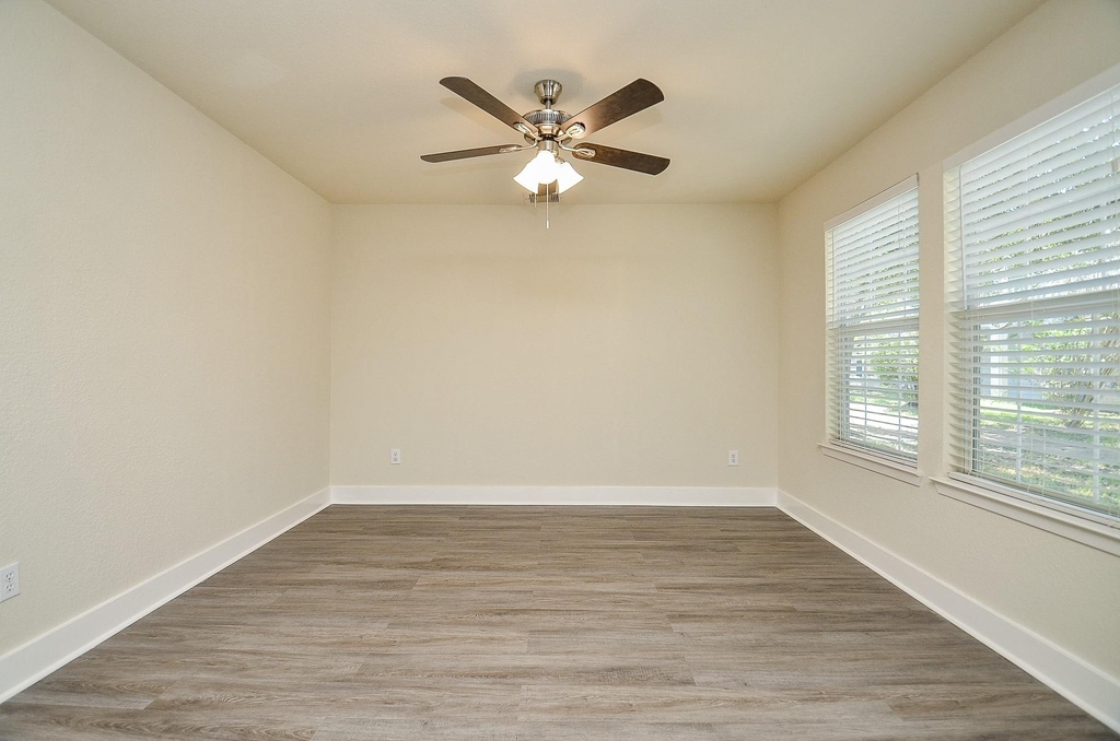 3935 Federal Lane - Photo 4