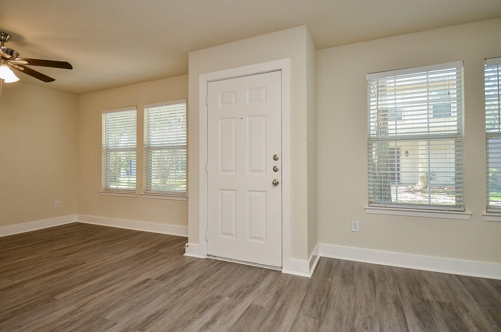 3935 Federal Lane - Photo 2