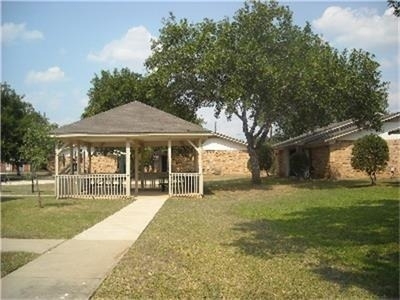 100 Betty Jean Drive - Photo 2