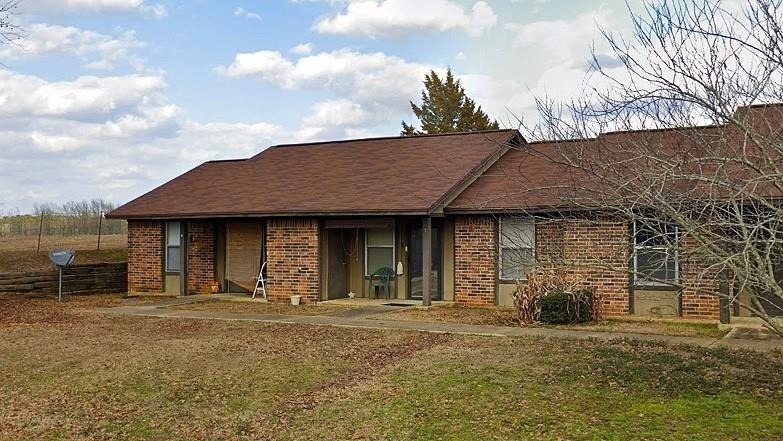 344 Red Bud Lane - Photo 1