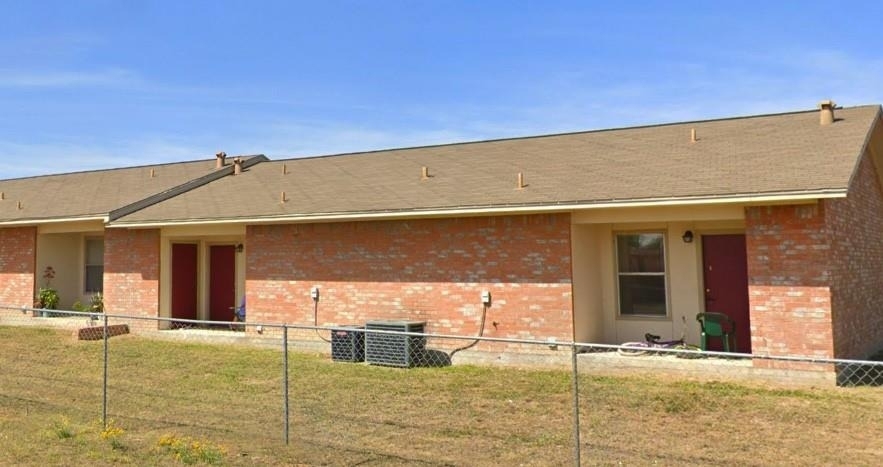 2300 Alamo St - Photo 0
