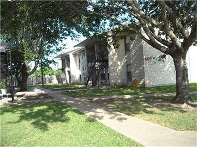 200 Riverview Drive - Photo 1