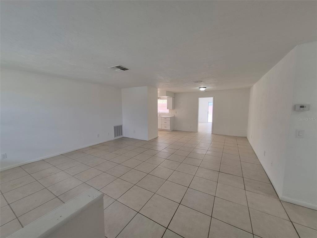 229 W Casurina Place - Photo 2