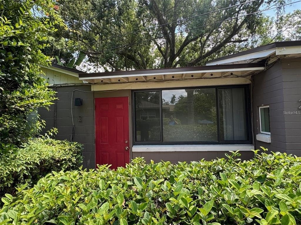 2547 S Mills Avenue - Photo 0
