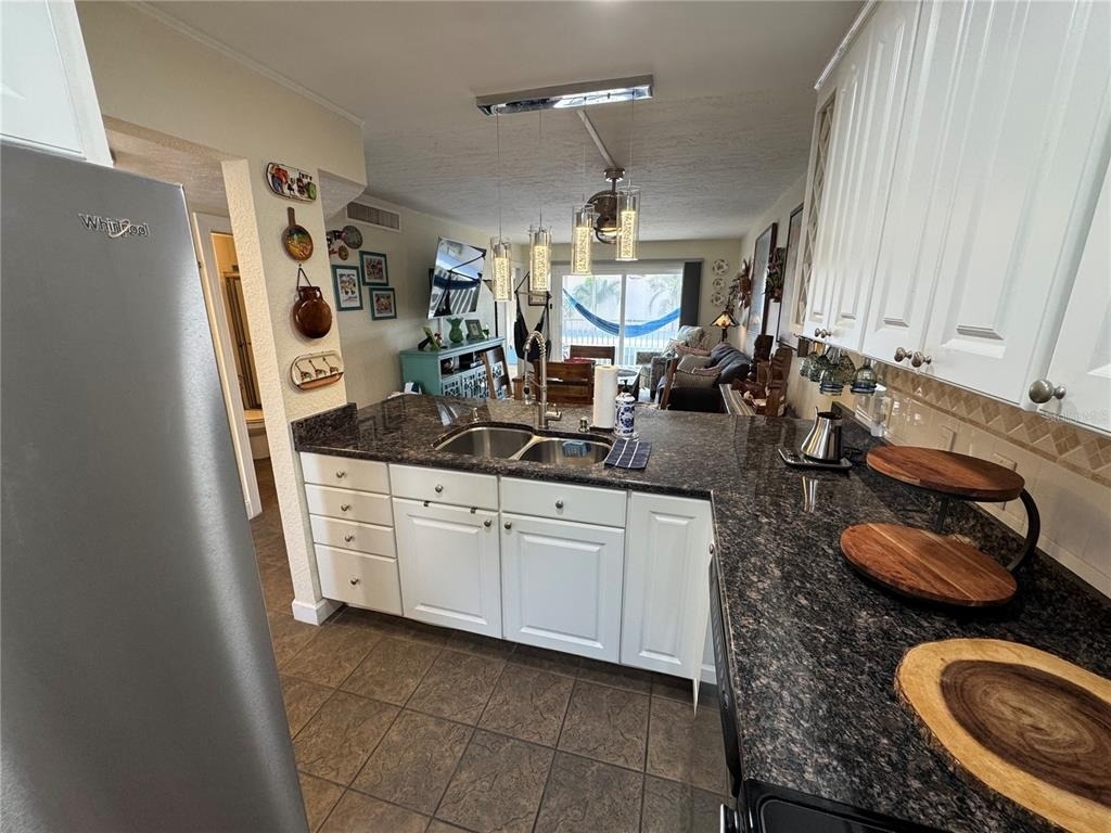 1400 Tarpon Center Drive - Photo 6