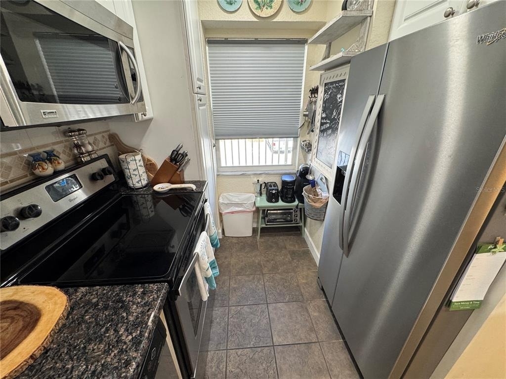 1400 Tarpon Center Drive - Photo 5