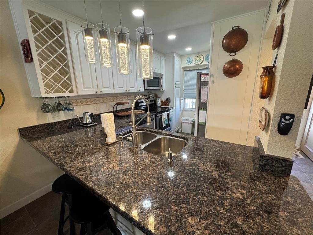 1400 Tarpon Center Drive - Photo 10