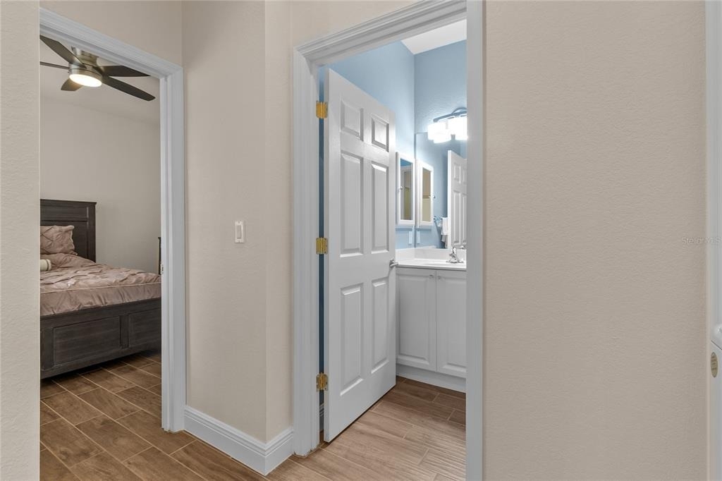 1937 Scarlett Avenue - Photo 25