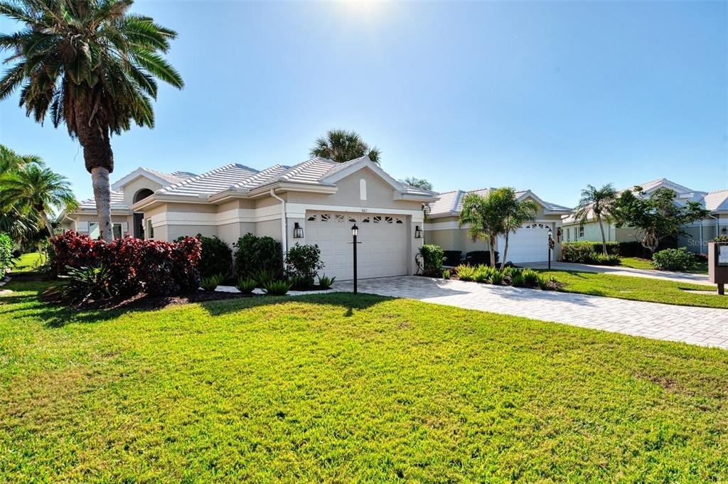 561 Fallbrook Drive - Photo 2