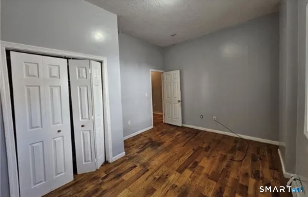 784 Hallett Street - Photo 1