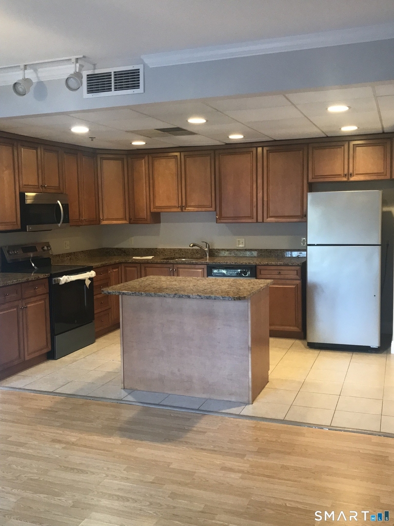 740 Mix Avenue - Photo 8