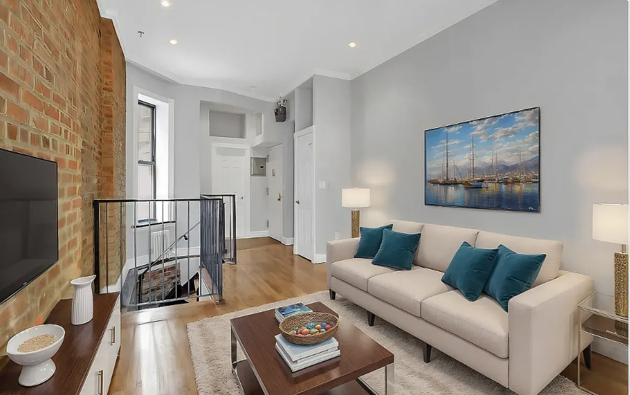 246 Mott Street - Photo 3