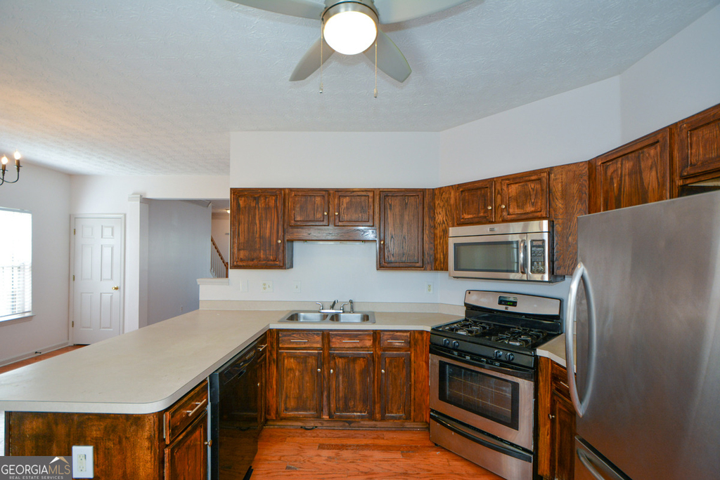 5460 Hampton Court - Photo 18