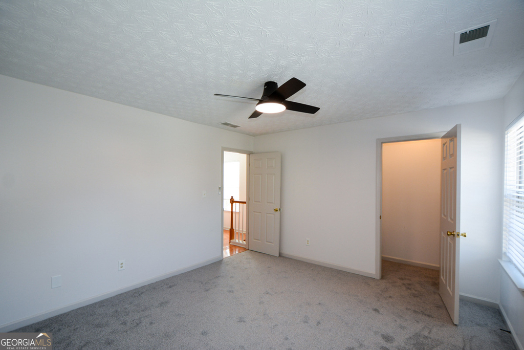 5460 Hampton Court - Photo 39